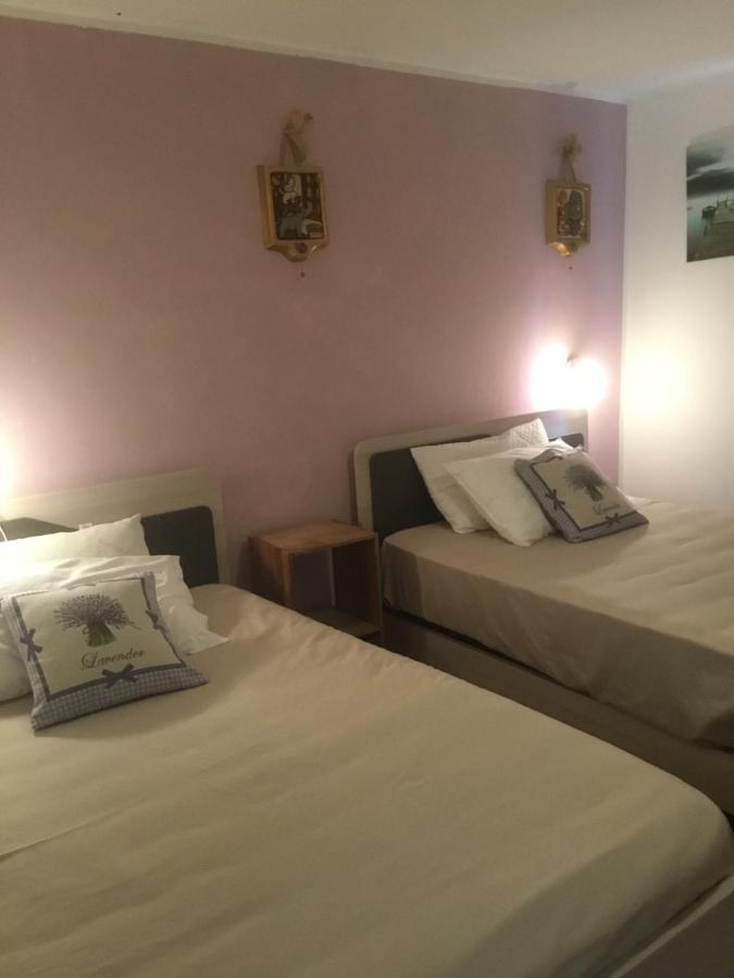 La Casa Fra Gli Ulivi Luxury Apartments With Pool Near Cinque Terre And Tuscany Monte Marcello Exterior photo