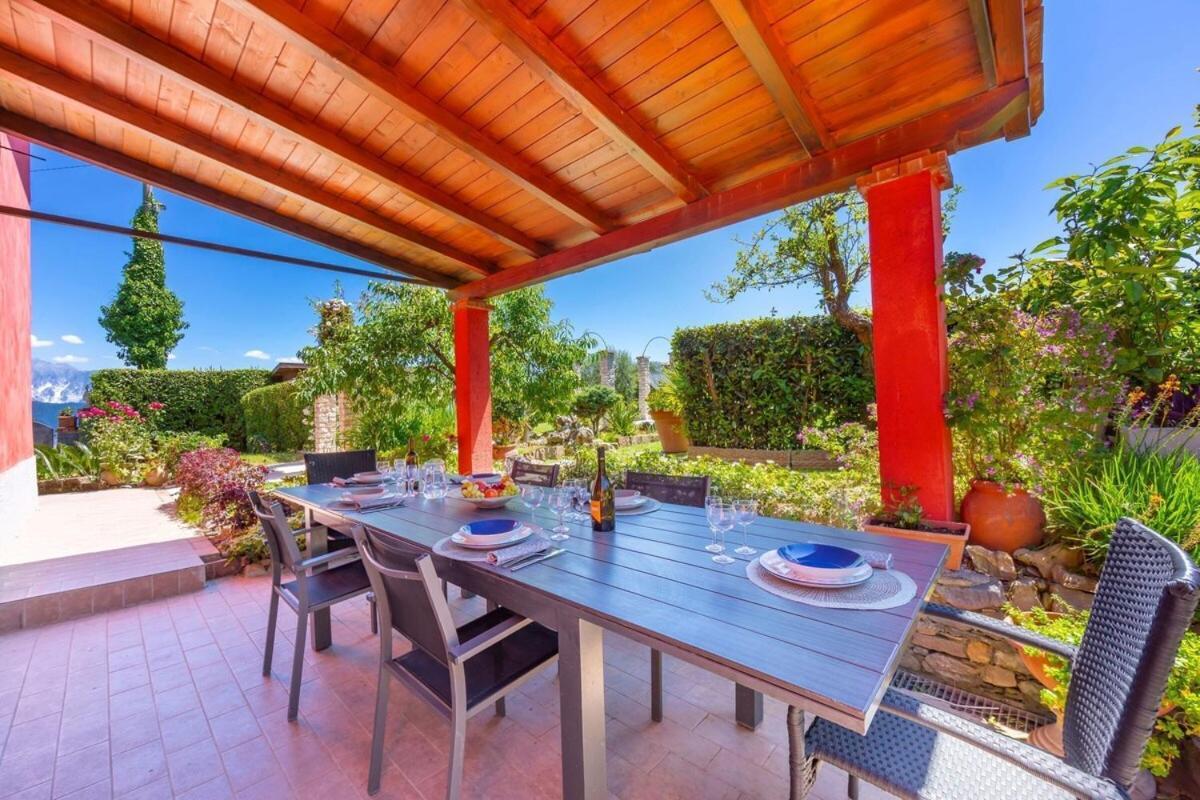 La Casa Fra Gli Ulivi Luxury Apartments With Pool Near Cinque Terre And Tuscany Monte Marcello Exterior photo